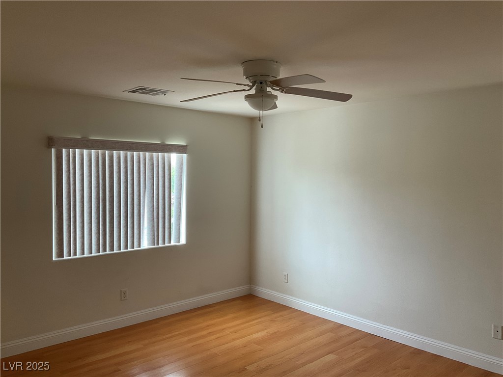 7949 Mosaic Harbor Avenue Las Vegas, NV 89117 - Photo 26 of 32