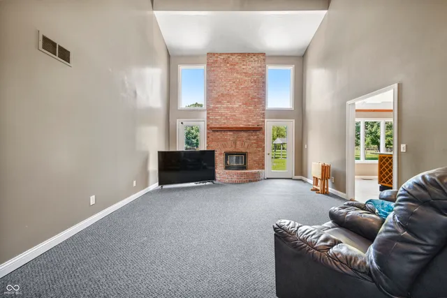 $624,999 | 5783 Highway 46, Batesville, IN 47006