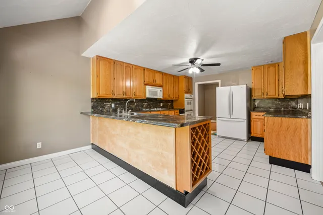 $624,999 | 5783 Highway 46, Batesville, IN 47006