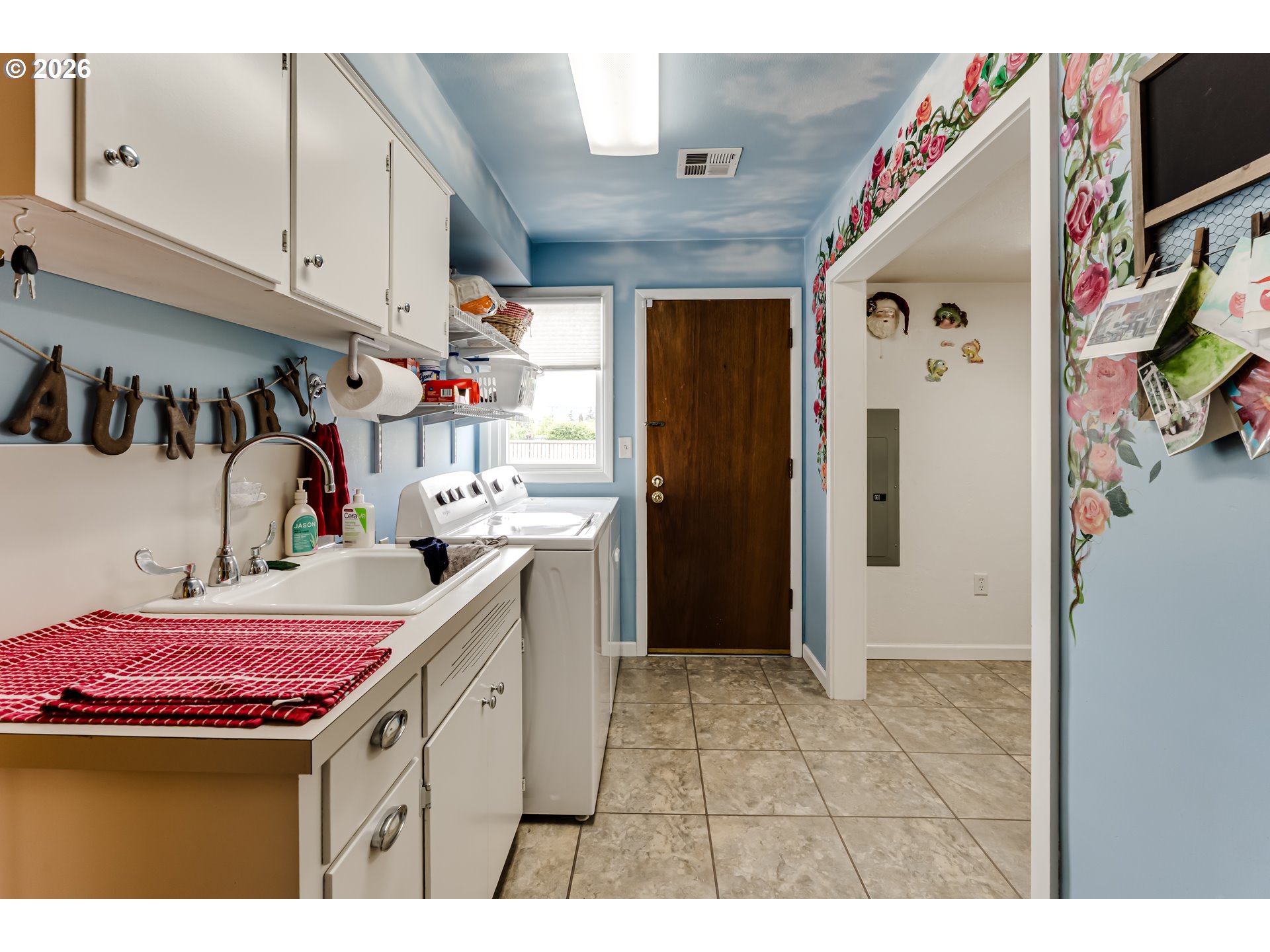 1406 Carter Lane Springfield, OR 97477 - Photo 14 of 43