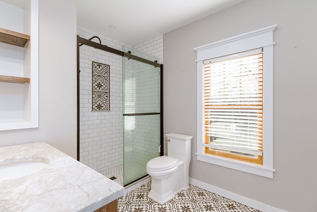 4 Shaw Street Medway, MA 02053 - Photo 11 of 42