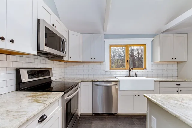 $579,000 | 4 Shaw Street, Medway, MA 02053