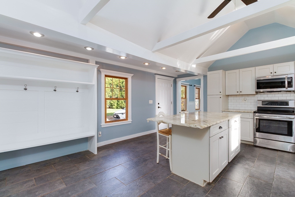 4 Shaw Street Medway, MA 02053 - Photo 19 of 42