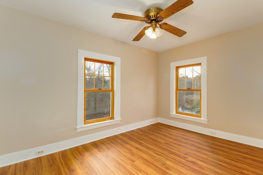 4 Shaw Street Medway, MA 02053 - Photo 30 of 42