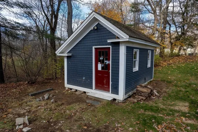 $579,000 | 4 Shaw Street, Medway, MA 02053