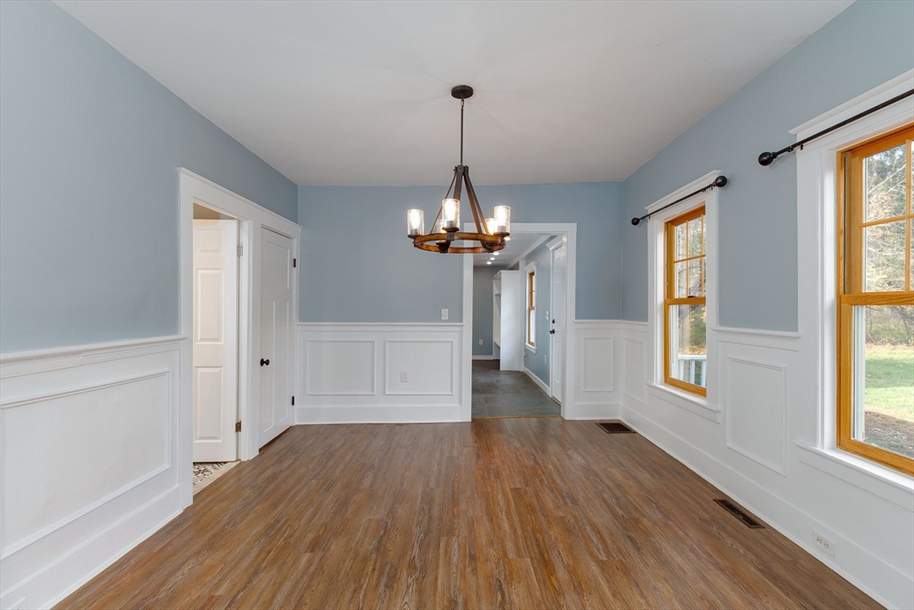 4 Shaw Street Medway, MA 02053 - Photo 9 of 42