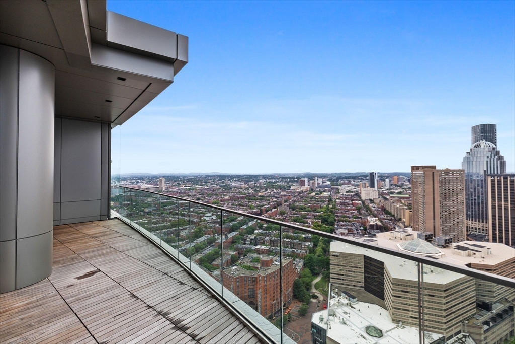 40 Trinity Place, Unit PH35B Boston, MA 02116 - Photo 21 of 40