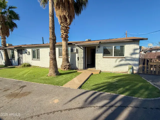 $995 | 2 East Navajo Road, Unit F, Tucson, AZ 85705