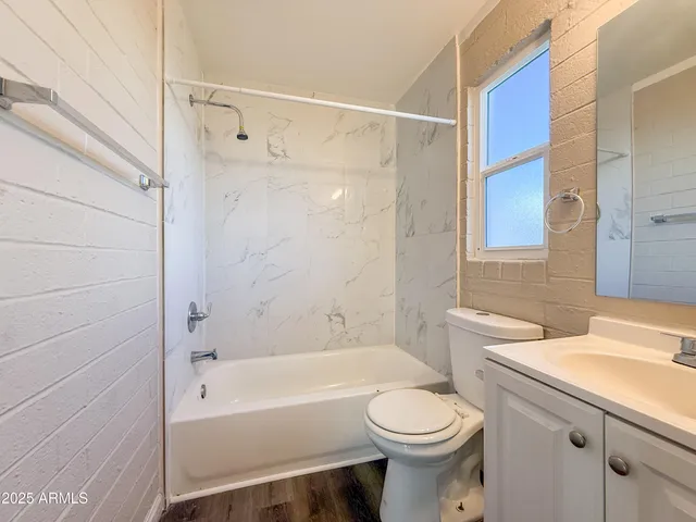 $995 | 2 East Navajo Road, Unit F, Tucson, AZ 85705