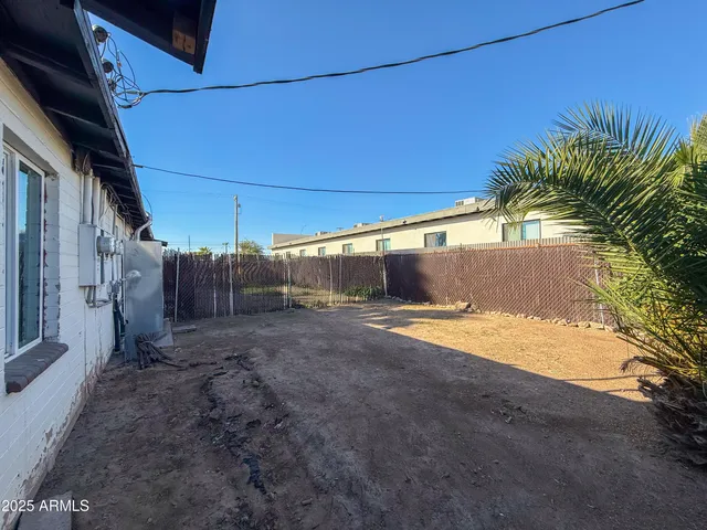 $995 | 2 East Navajo Road, Unit F, Tucson, AZ 85705