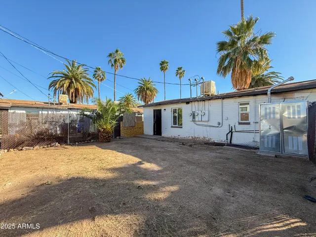 $995 | 2 East Navajo Road, Unit F, Tucson, AZ 85705
