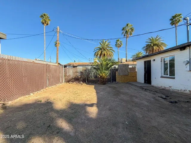 $995 | 2 East Navajo Road, Unit F, Tucson, AZ 85705