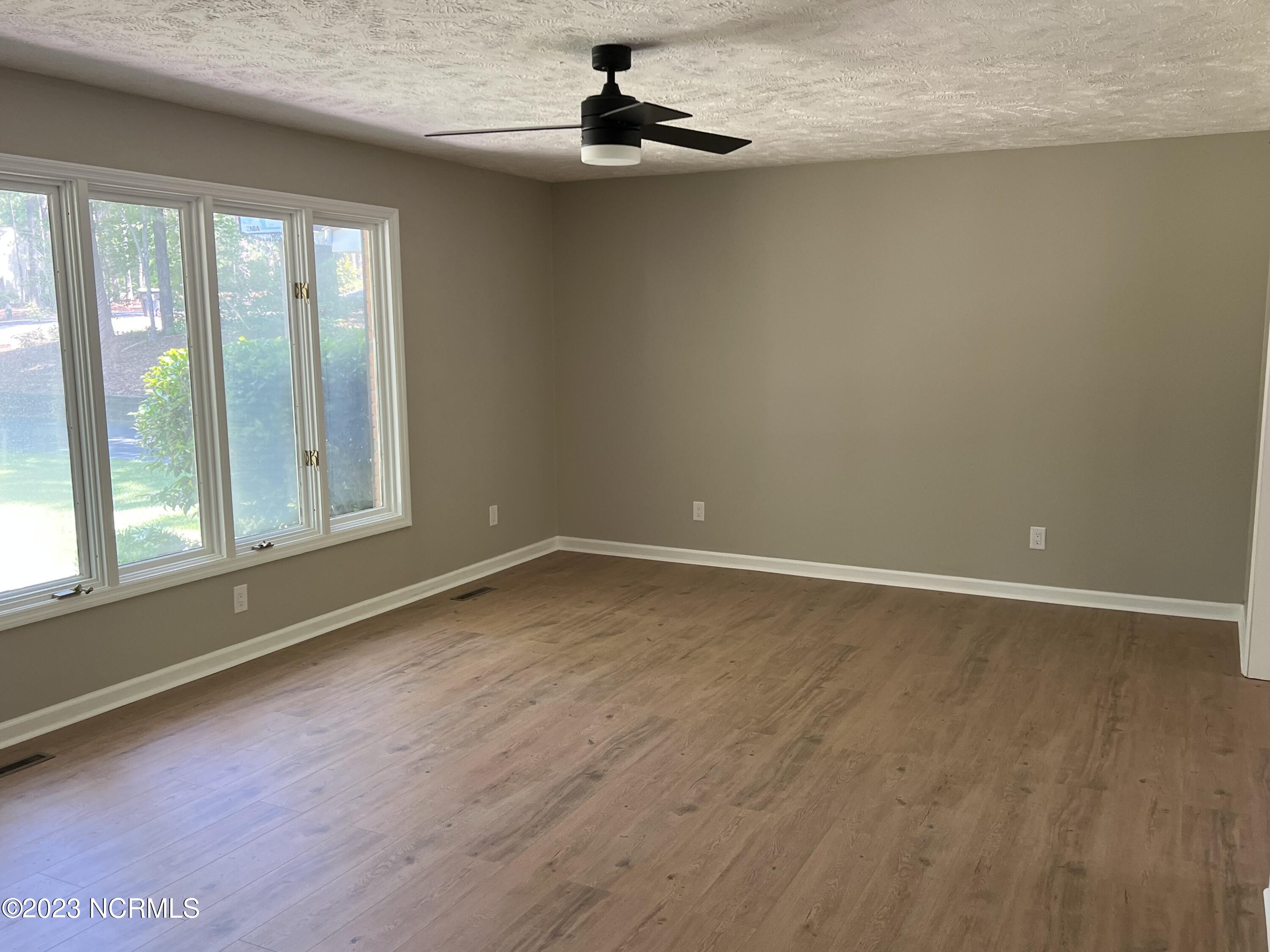 307 Kyloe Road Southern Pines, NC 28387 - Photo 4 of 18