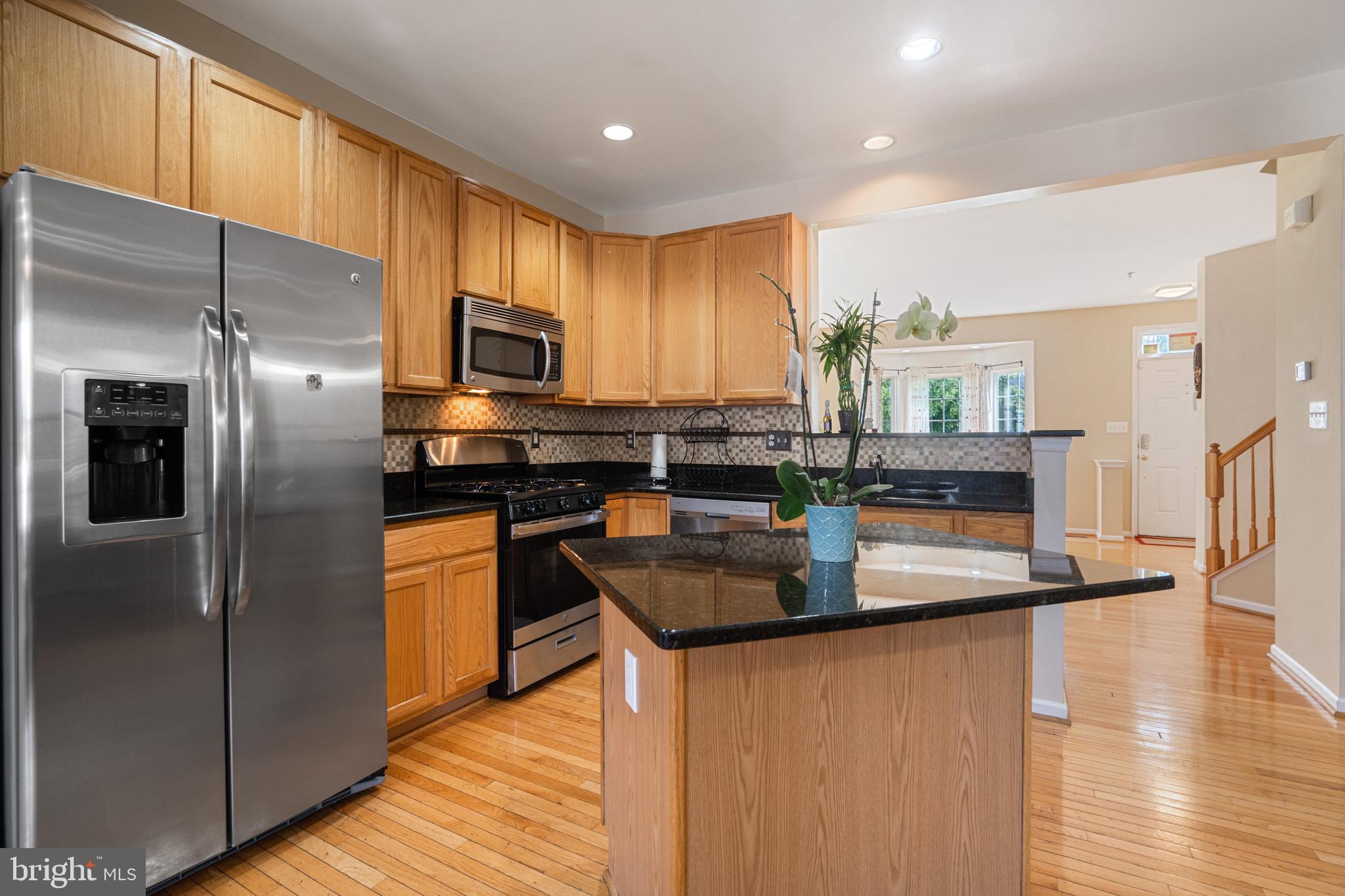 13908 Lullaby Road Germantown, MD 20874 - Photo 11 of 49 Gallery Image 11