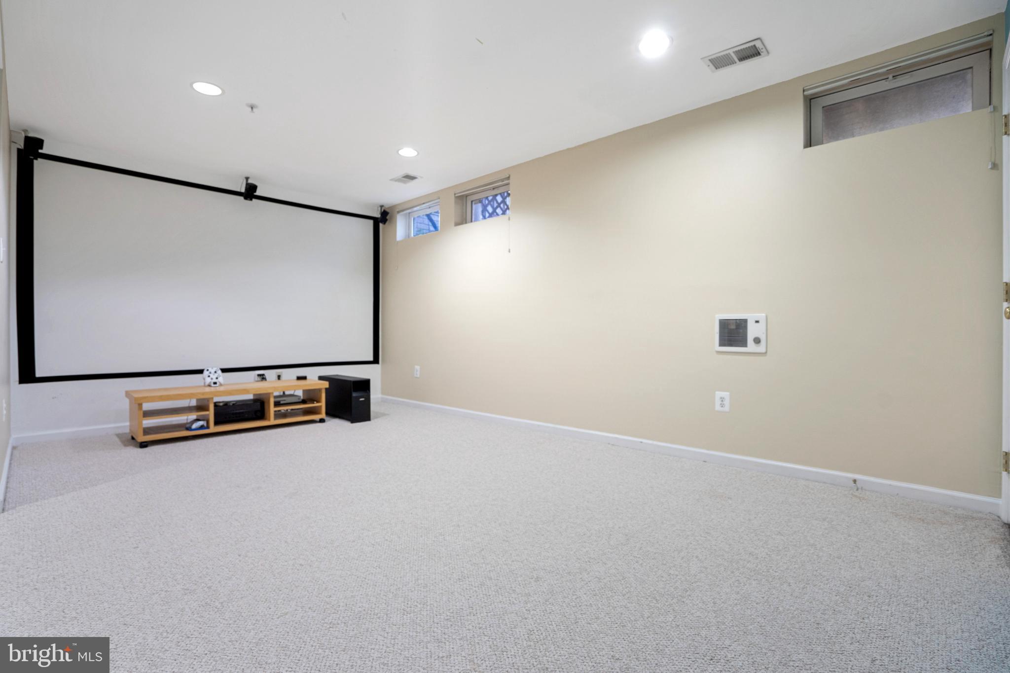 13908 Lullaby Road Germantown, MD 20874 - Photo 41 of 49 Gallery Image 41