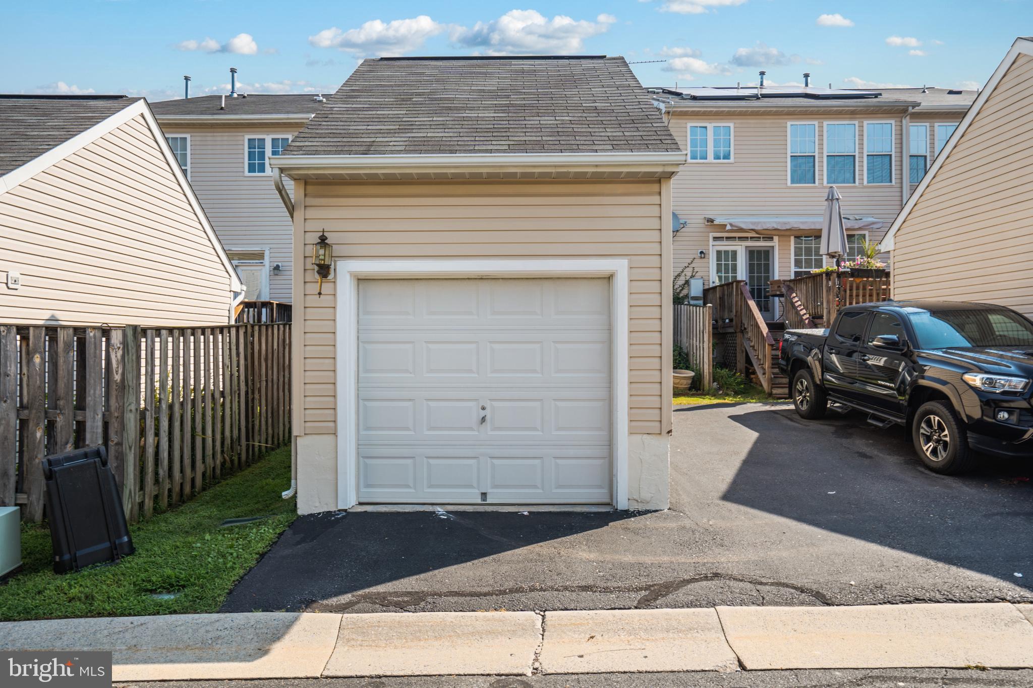 13908 Lullaby Road Germantown, MD 20874 - Photo 44 of 49 Gallery Image 44