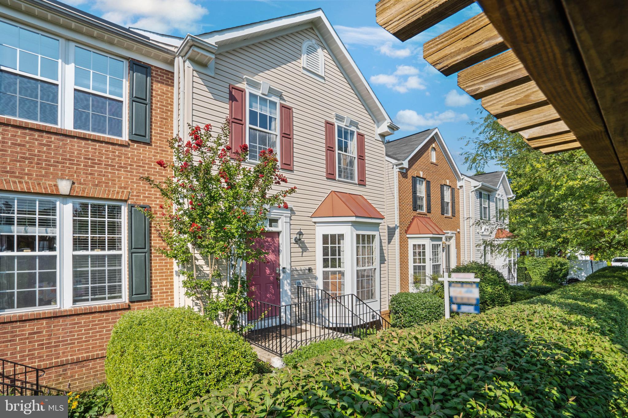 13908 Lullaby Road Germantown, MD 20874 - Photo 7 of 49 Gallery Image 7