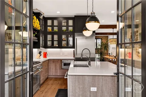 $1,680,000 | 460 Port Street, Savannah, GA 31401