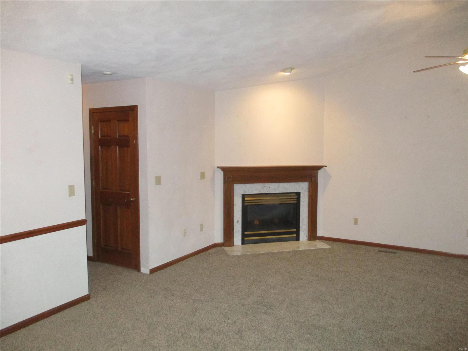 348 Radcliff Road Shiloh, IL 62221 - Photo 3 of 23 Gallery Image 3