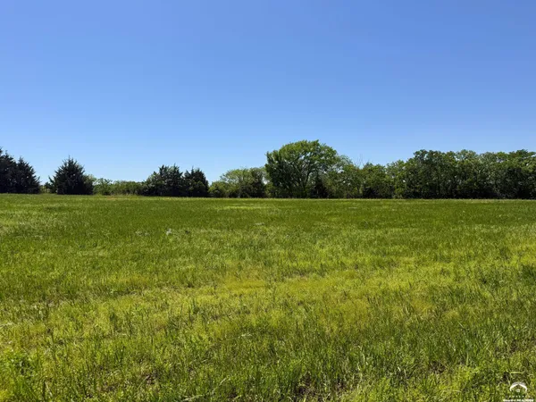 $85,000 | 1040 Southeast Stanley Road, Tecumseh, KS 66542