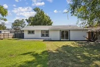 $1,950 | 303 North Delphine Street, Terrell, TX 75160