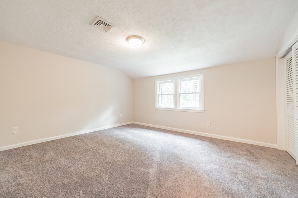 39-41 Bicknell Road, Unit 41 Billerica, MA 01821 - Photo 19 of 33 Gallery Image 19