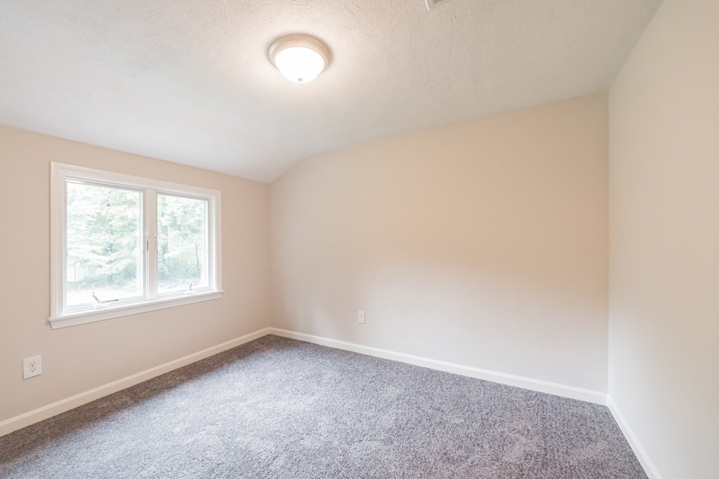 39-41 Bicknell Road, Unit 41 Billerica, MA 01821 - Photo 22 of 33 Gallery Image 22