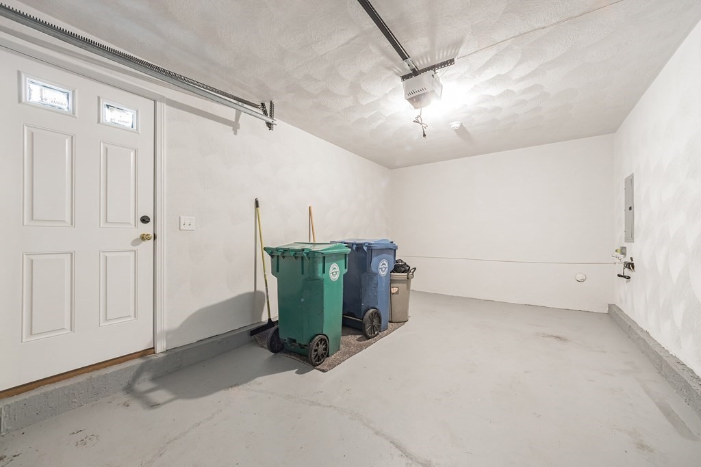 39-41 Bicknell Road, Unit 41 Billerica, MA 01821 - Photo 27 of 33 Gallery Image 27