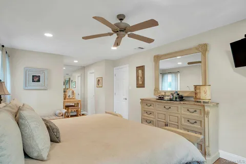 $1,299,000 | 65 Shoreham Drive East, Dix Hills, NY 11746