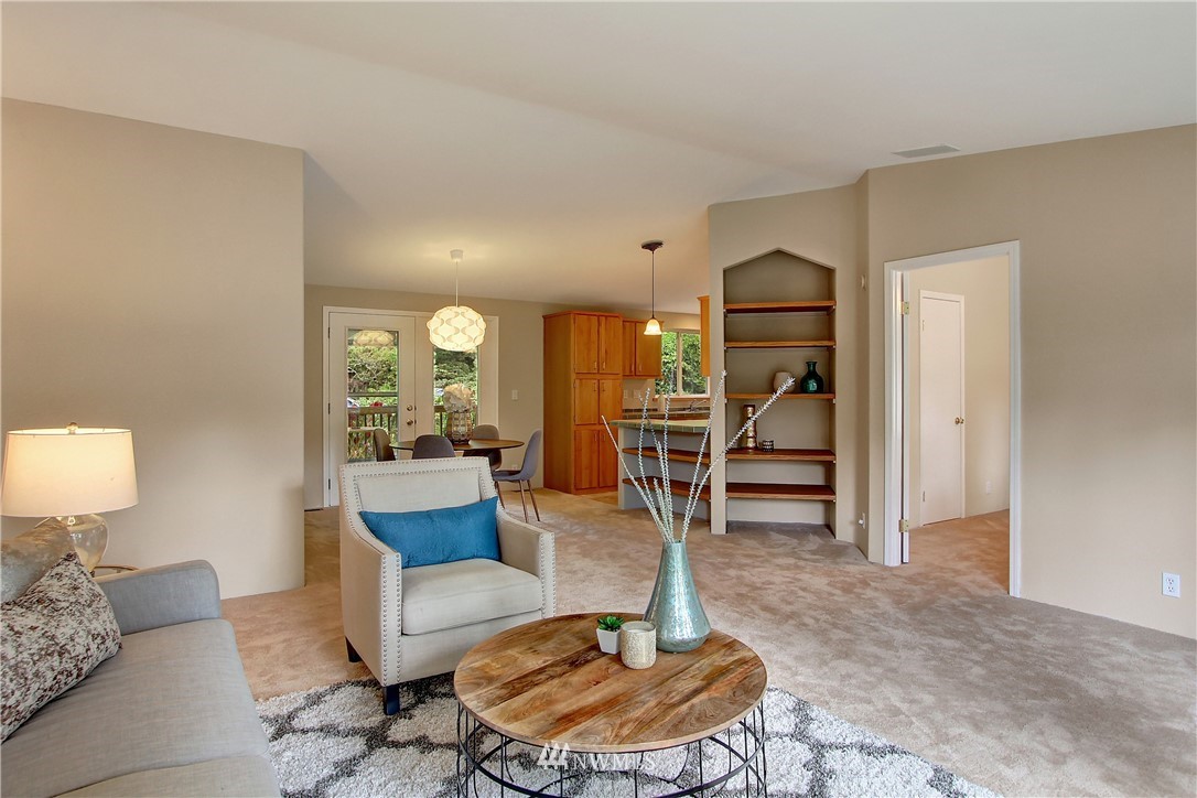 8311 224th Street Southwest Edmonds, WA 98026 - Photo 5 of 18 Gallery Image 5