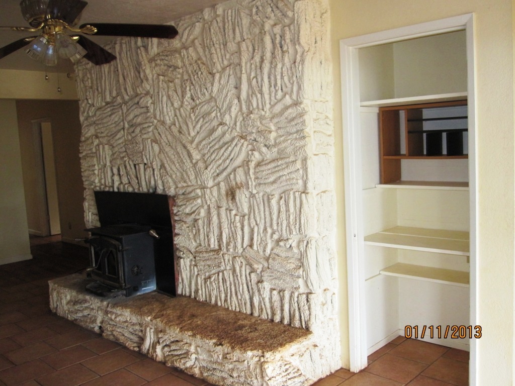 11906 Atkins Road Whitmore, CA 96096 - Photo 6 of 27 dining area closet