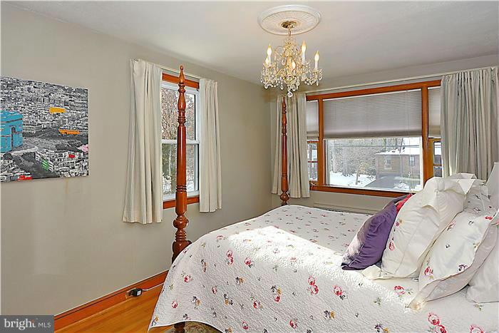 10309 Pierce Drive Silver Spring, MD 20901 - Photo 15 of 26 Bedroom