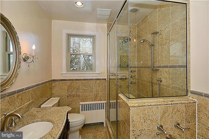 10309 Pierce Drive Silver Spring, MD 20901 - Photo 18 of 26 Bath
