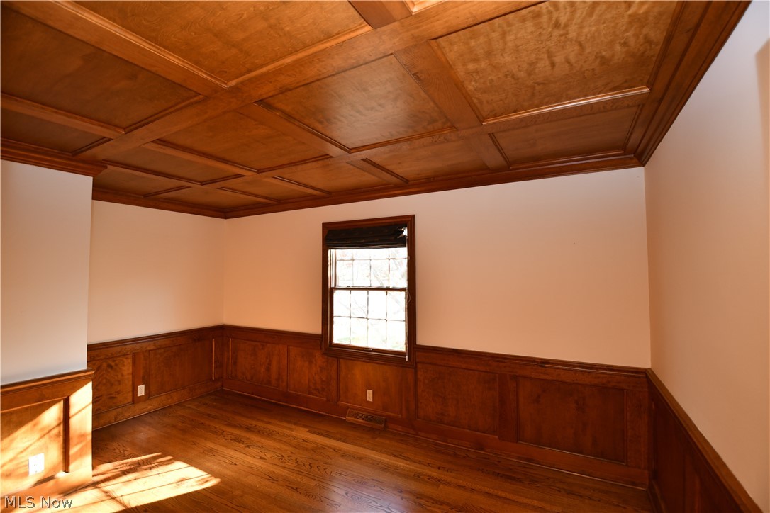 7850 Bainbridge Road Bainbridge, OH 44023 - Photo 10 of 22 Gallery Image 10