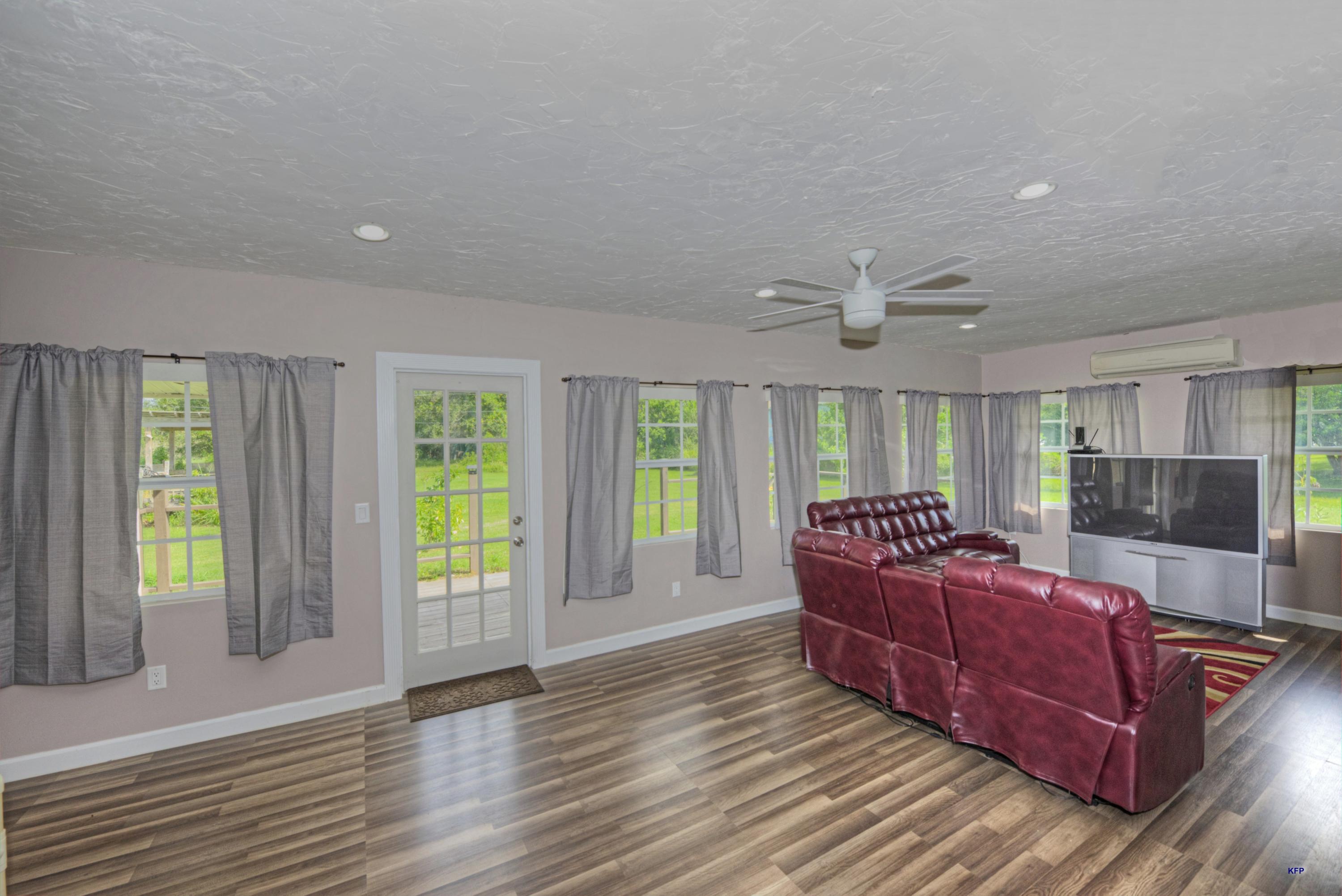 424 East Weatherbee Road Fort Pierce, FL 34982 - Photo 20 of 43 D14E87BF-B7FB-4D69-B5FE-4B900A8D9B51