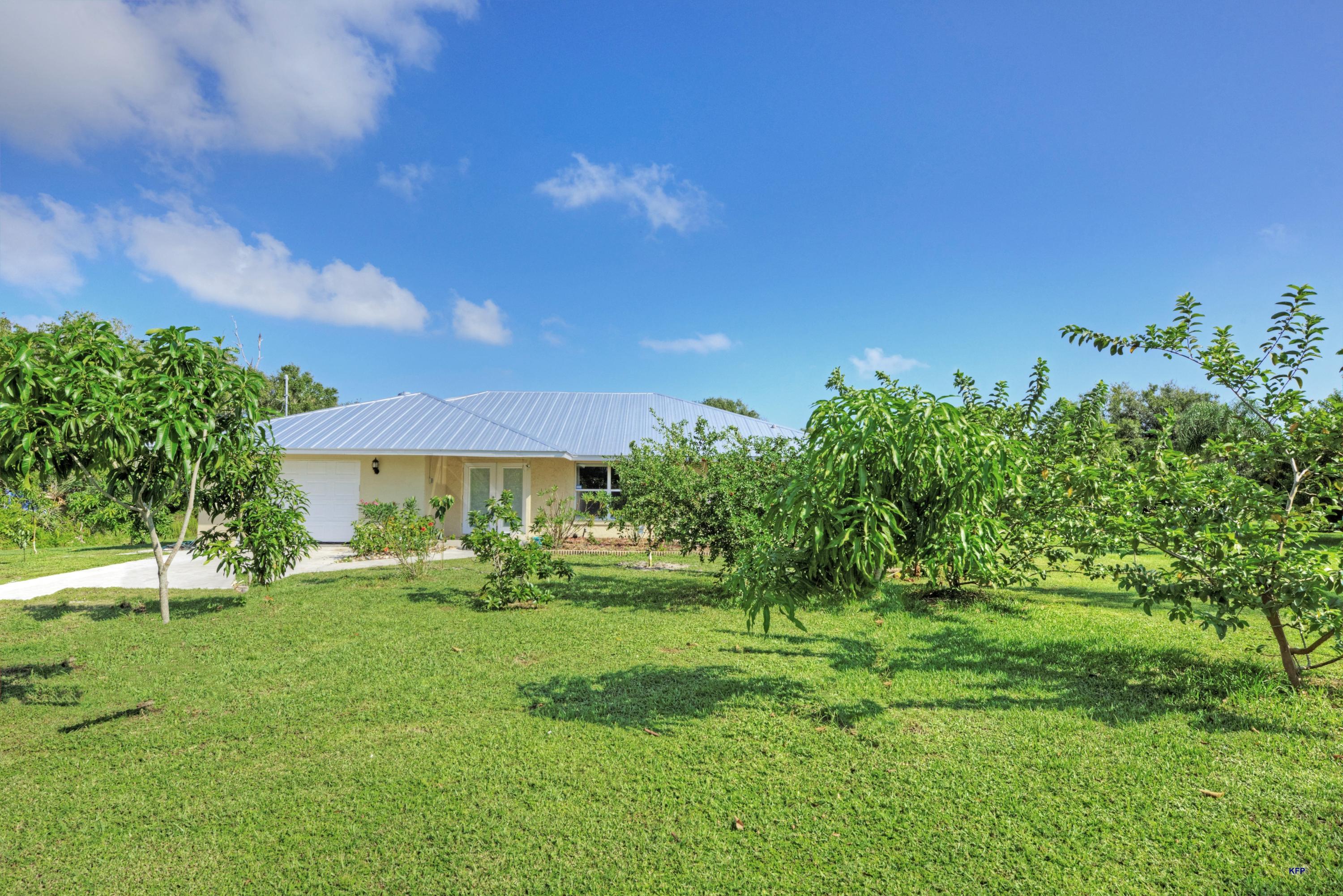 424 East Weatherbee Road Fort Pierce, FL 34982 - Photo 7 of 43 9C31EB55-25A3-4DDA-B56F-B2F60A0B7792