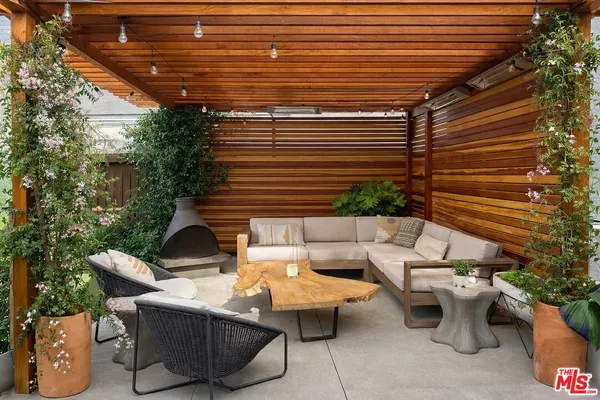 $8,750 | 3977 Berryman Avenue, Los Angeles, CA 90066