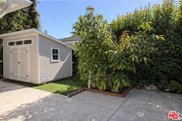 $8,750 | 3977 Berryman Avenue, Los Angeles, CA 90066