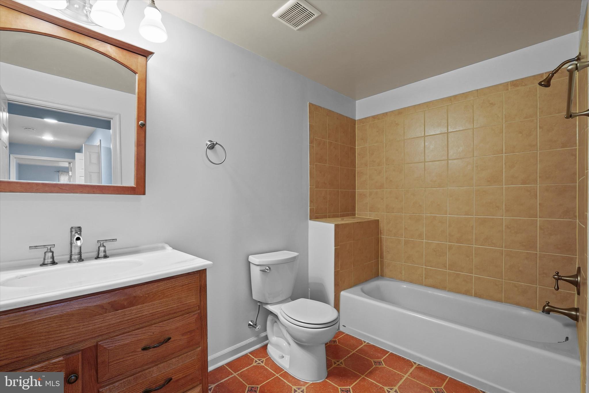 8480 Catia Lane Springfield, VA 22153 - Photo 28 of 38 Gallery Image 28