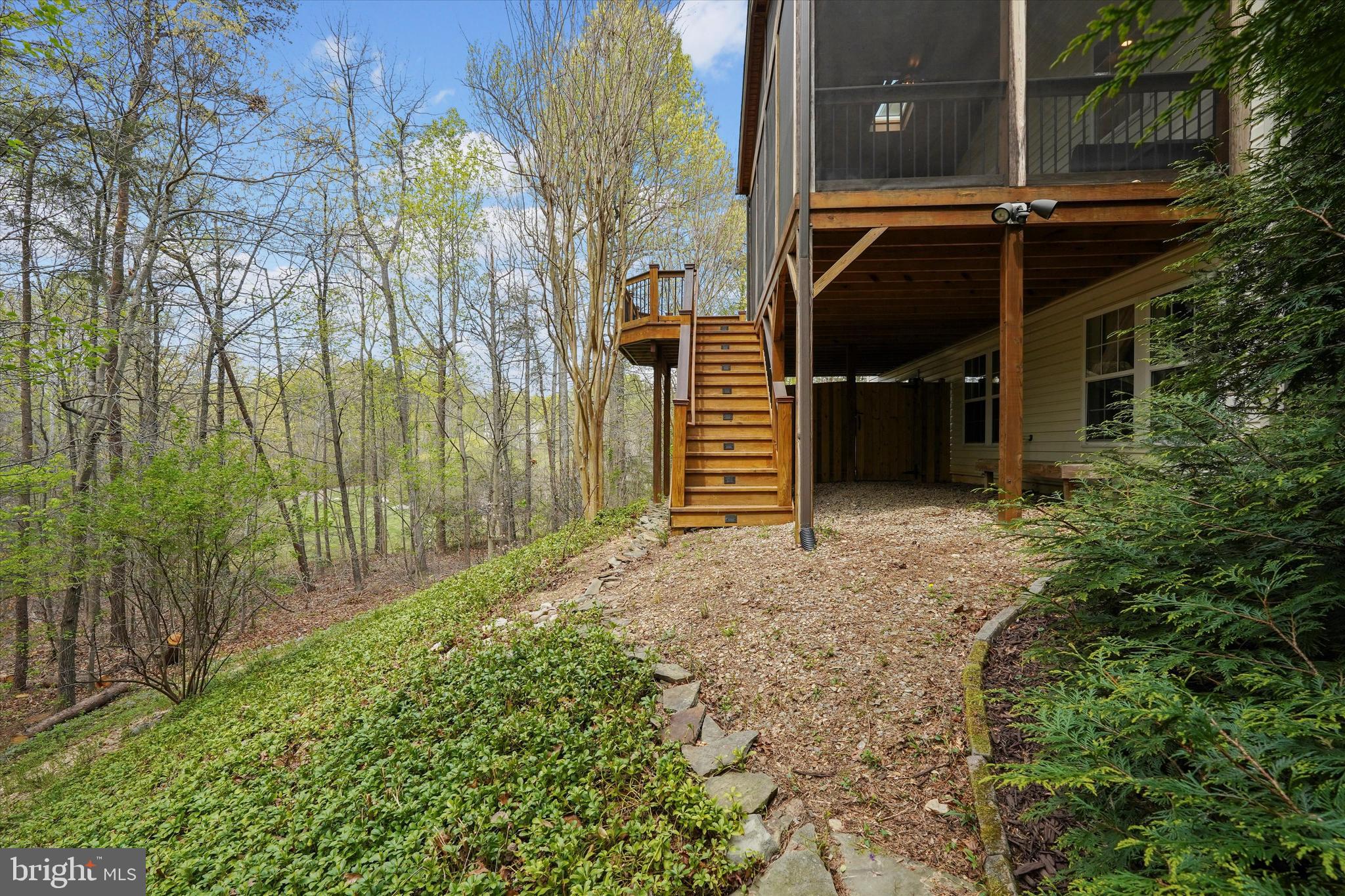 8480 Catia Lane Springfield, VA 22153 - Photo 35 of 38 Gallery Image 35