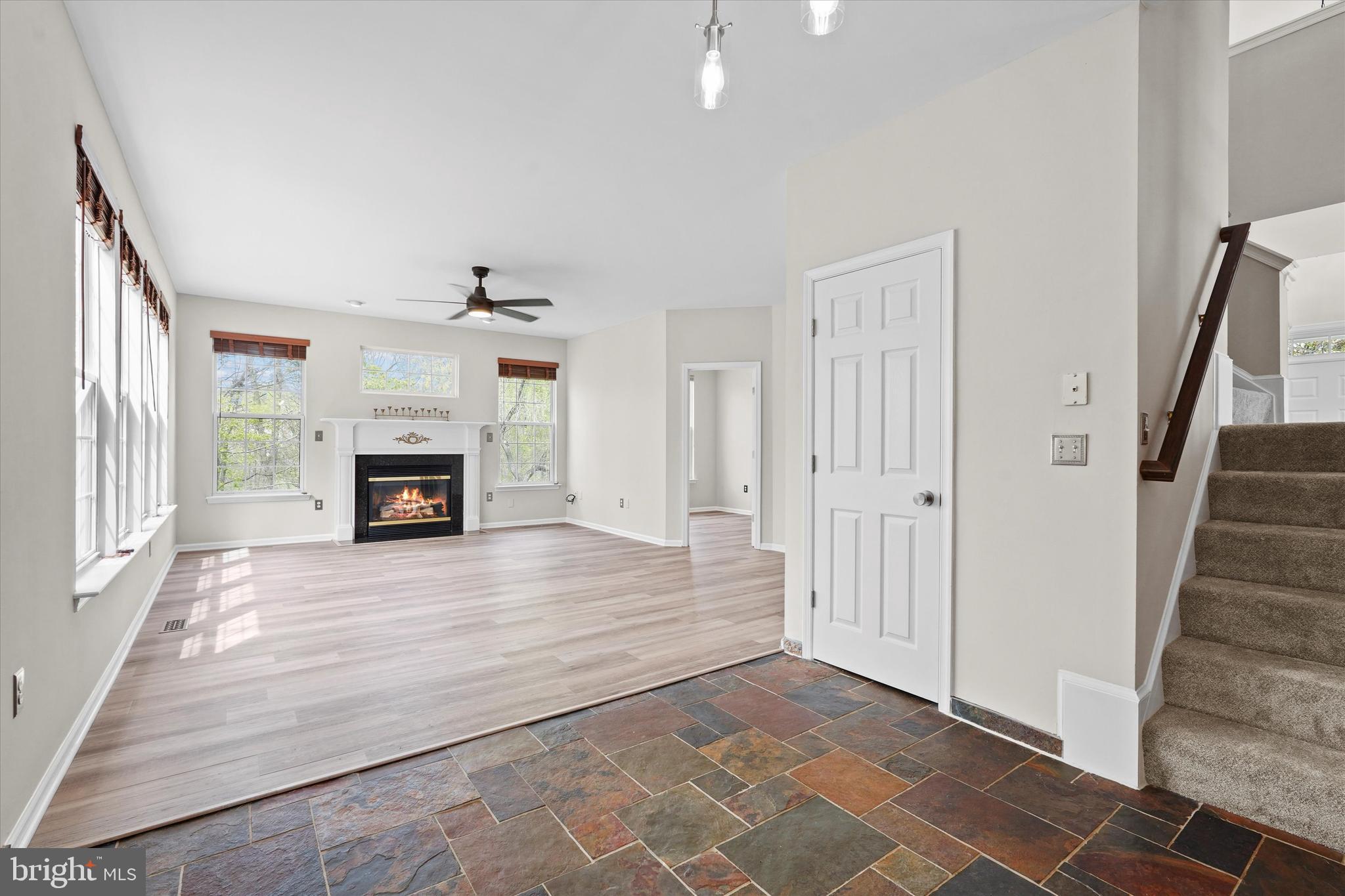 8480 Catia Lane Springfield, VA 22153 - Photo 6 of 38 Gallery Image 6
