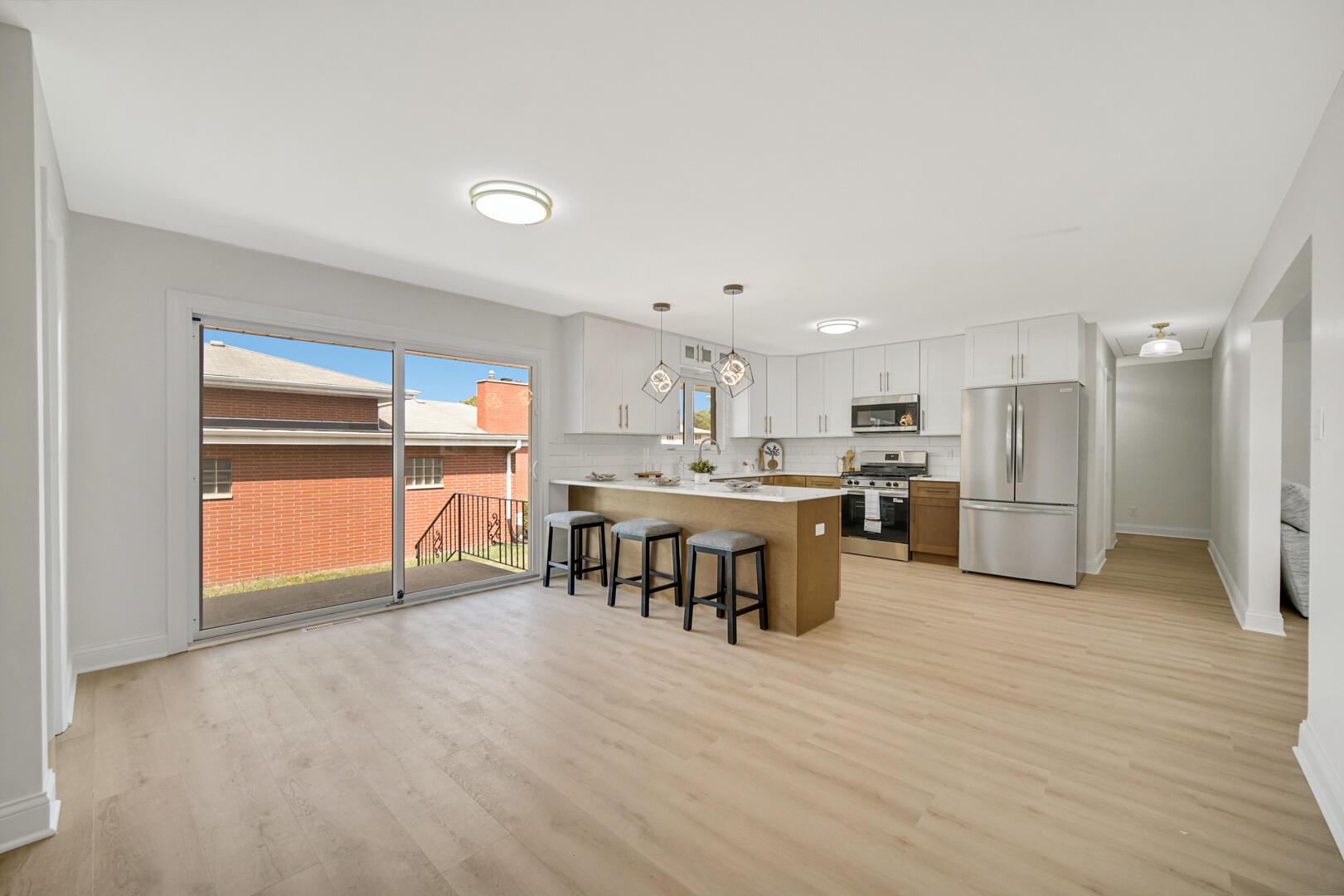 8304 Monroe Avenue Munster, IN 46321 - Photo 15 of 36 1621x1080