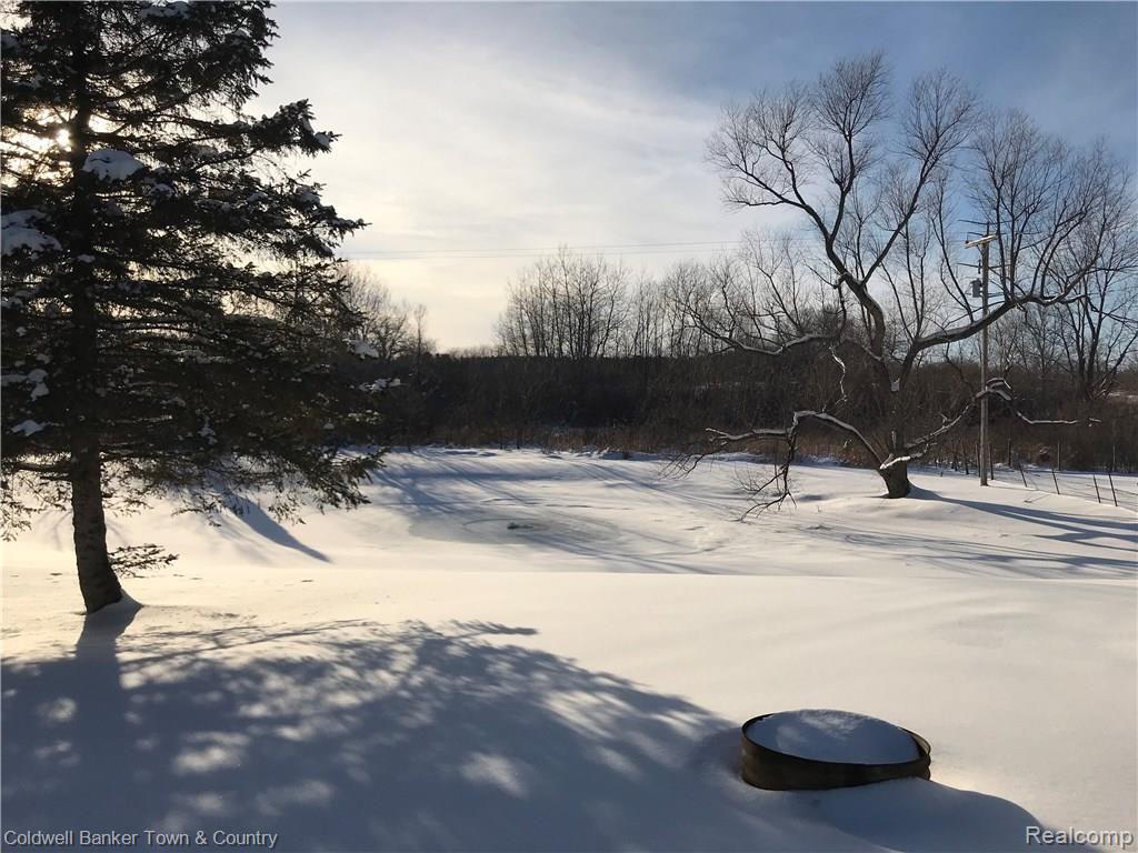10275 Byron Road Fowlerville, MI 48836 - Photo 6 of 22 TM%6xVdjT7OTtoo4uySTHQ.jpg