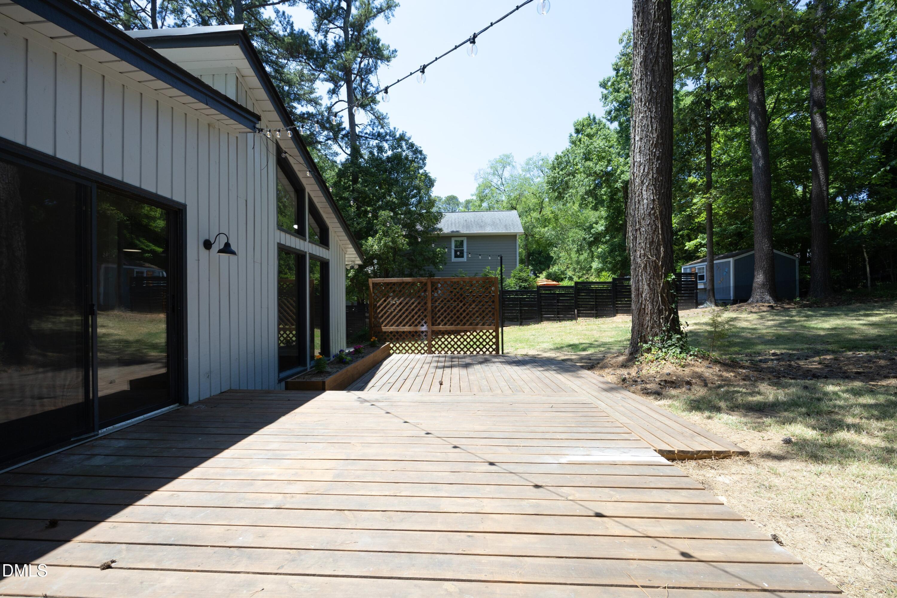 1122 Shadyside Drive Raleigh, NC 27612 - Photo 41 of 48 32Deck