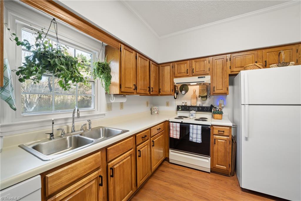 391 Madison Road Mocksville, NC 27028 - Photo 14 of 45