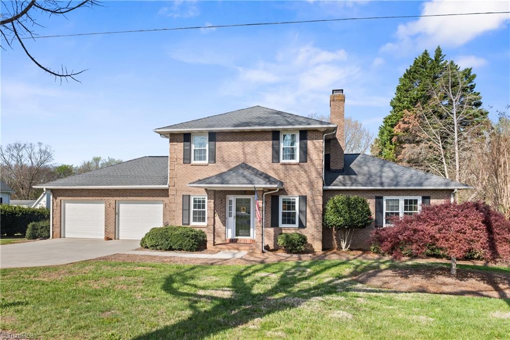 391 Madison Road Mocksville, NC 27028 - Photo 2 of 45