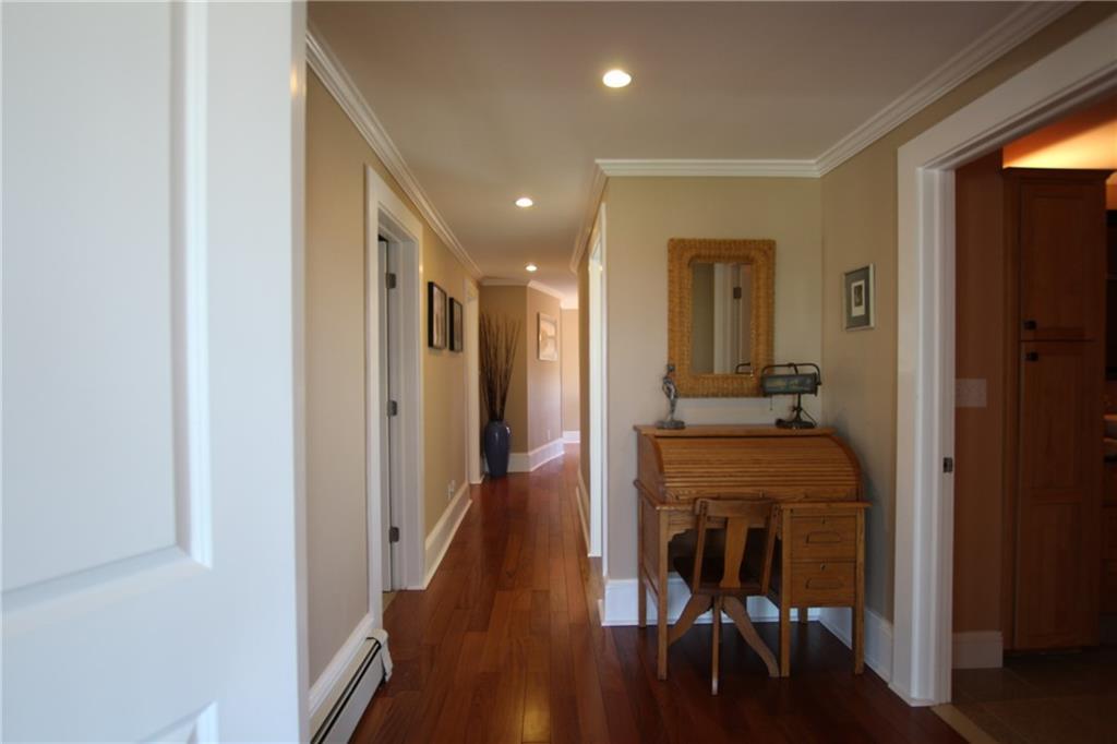 93 Main Street Lubec, ME 04652 - Photo 33 of 35 Hall