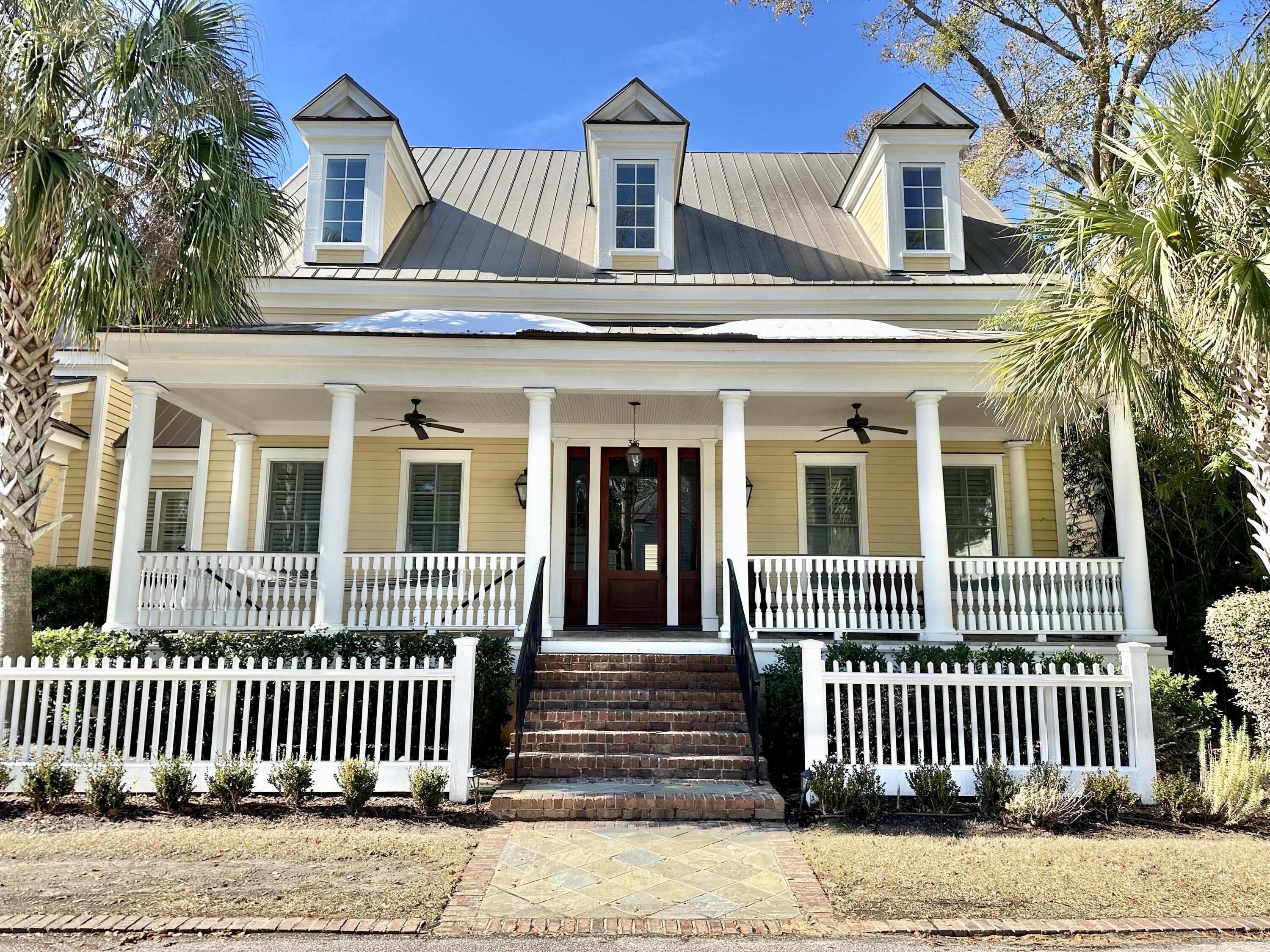 36 Robert Mills Circle Mount Pleasant, SC 29464 - Photo 1 of 12 IMG_5437