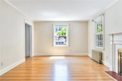 $599,000 | 172 Hoyt Avenue, East Providence, RI 02916