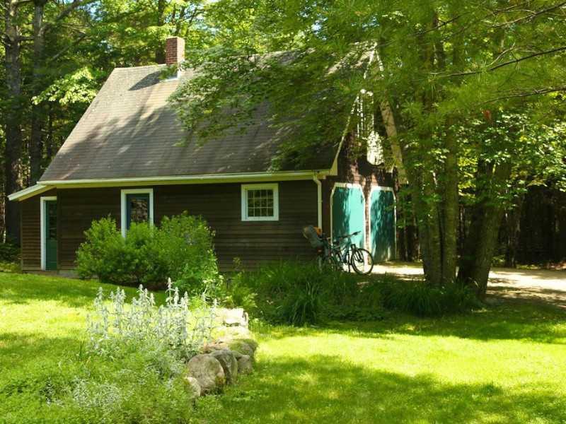 40 Arrowhead Road Bar Harbor, ME 04609 - Photo 7 of 24 Garage.